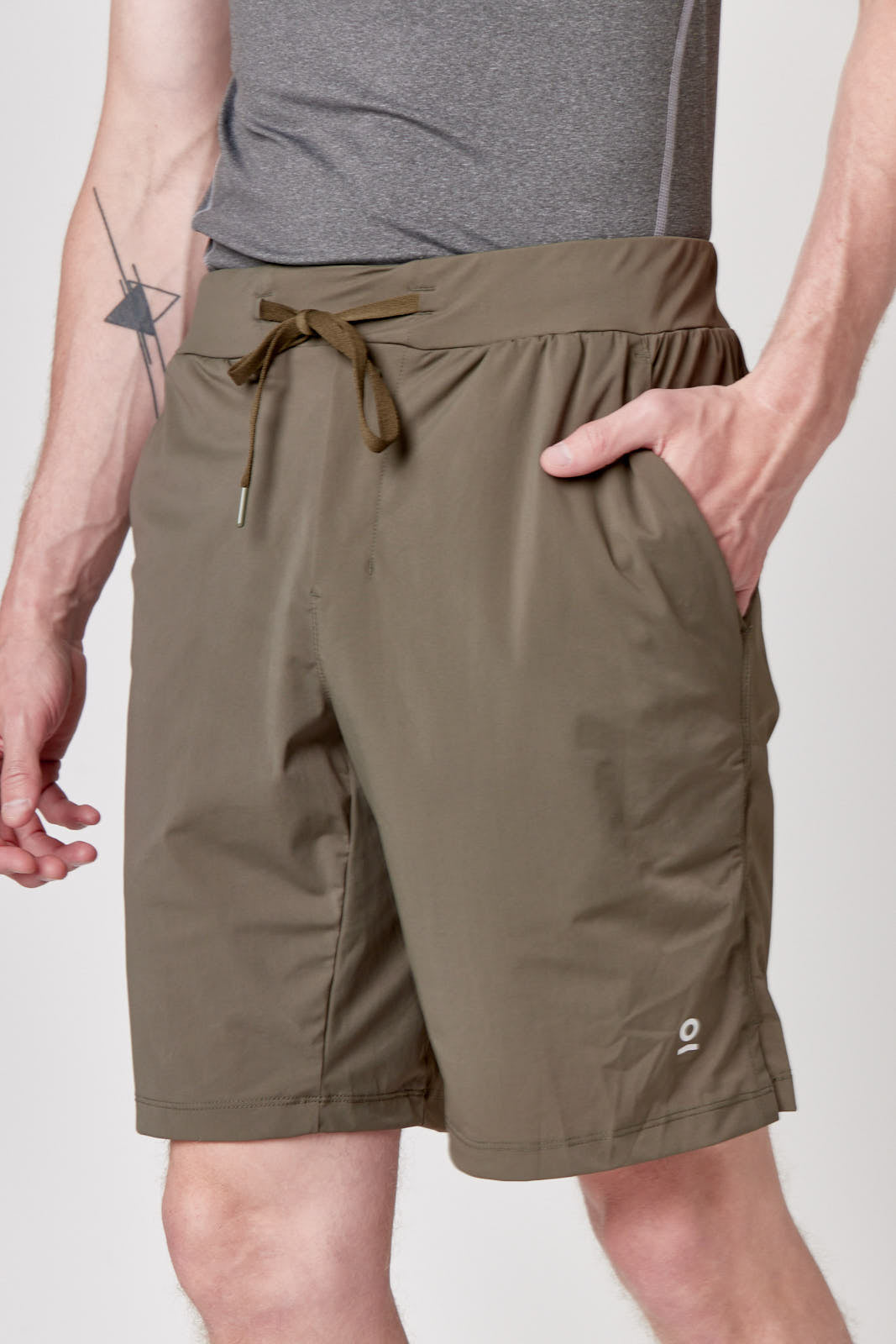 ATHLETIC SHORT green