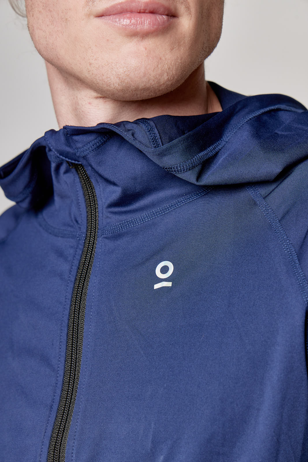 ESSENTIAL HOODIE black